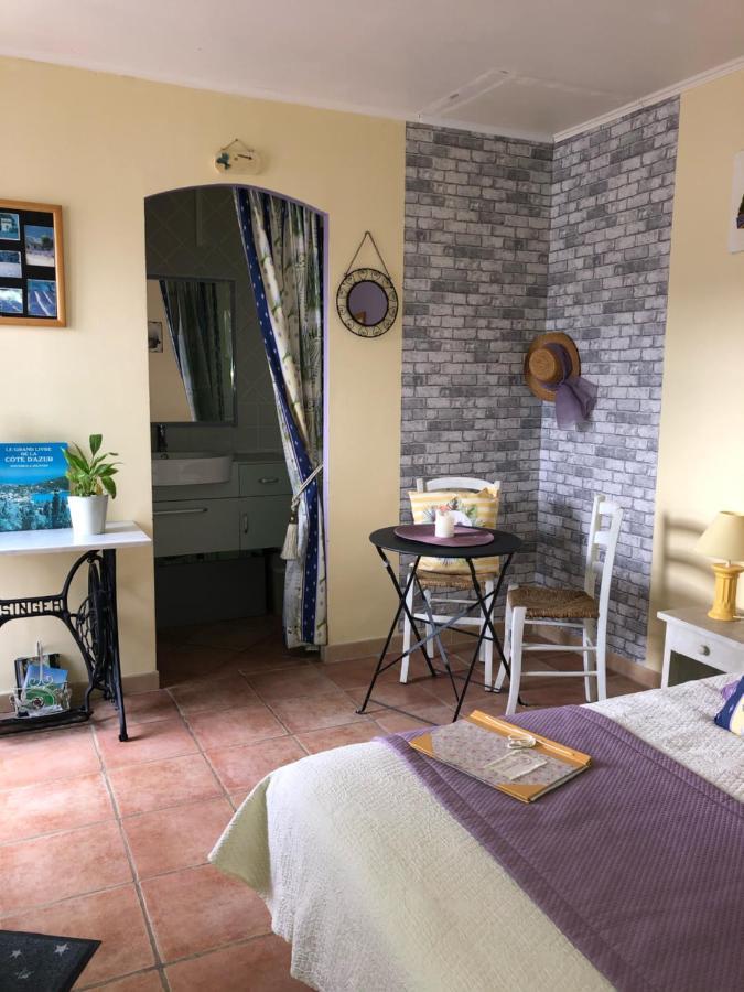 l'Oustaou B&B Piscine&Spa Besse-sur-Issole Esterno foto