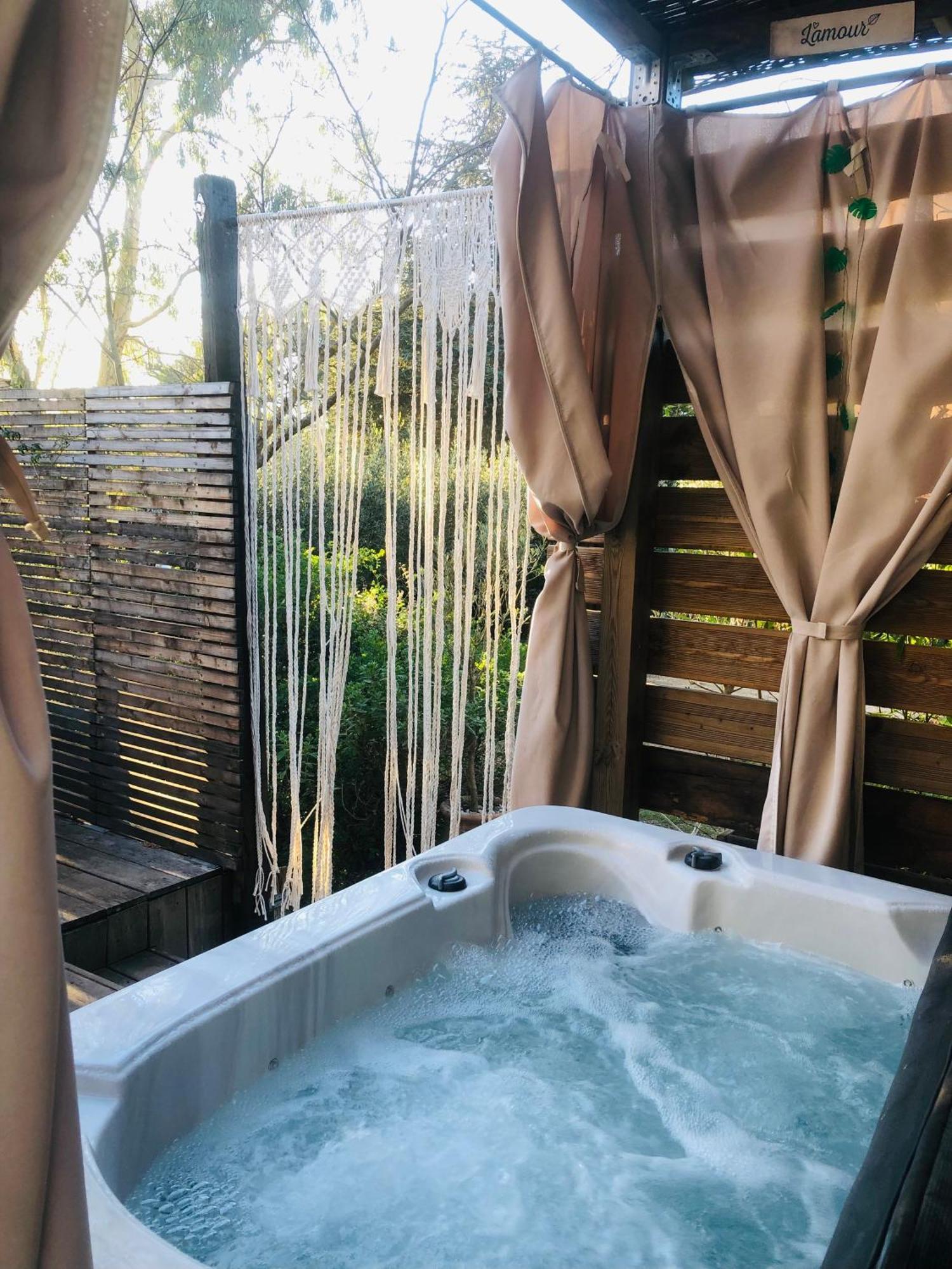 l'Oustaou B&B Piscine&Spa Besse-sur-Issole Esterno foto