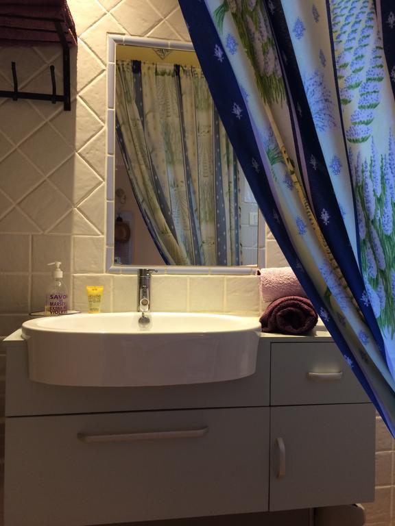 l'Oustaou B&B Piscine&Spa Besse-sur-Issole Esterno foto